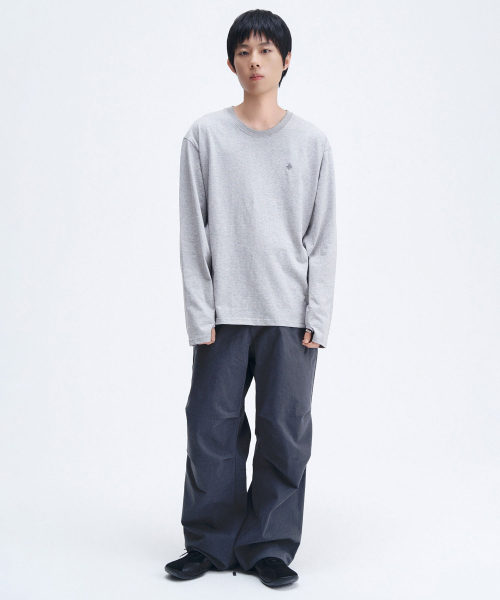 SLOW RECORD HOUSE（スローレコードハウス）の「フィンガーホールクロップロングスリーブ_グレー（Tシャツ/カットソー・レディース・その他・SMALL/LARGE/MEDIUM）」の5枚目の写真