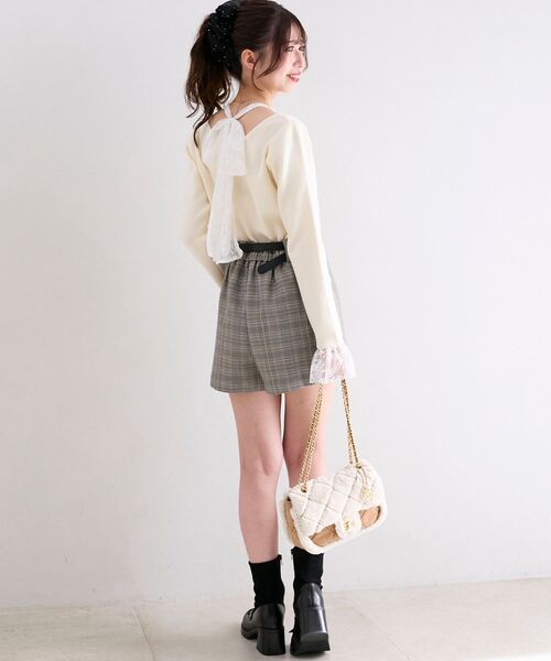 MAJESTIC LEGON（マジェスティックレゴン）の「レースドッキングVネックニット（ニット/セーター・レディース・ボルドー/ブラック/アイボリー・MEDIUM）」の16枚目の写真