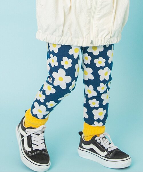 BREEZE(ブリーズ)の「【26春新作】DAISUKI総柄パンツ(その他パンツ・キッズ・チェック/インディゴブルー/その他3/ラベンダー/ネイビー/オレンジ/イエロー/ブラウン/ダークブラウン/グリーン/ピンク/レッド/ブラック/カーキ/ブルー/オフホワイト/ターコイズブルー・70/80/90/100/110/120/130)」の16枚目の写真
