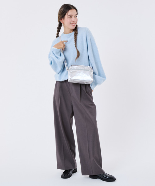 LeSportsac（レスポートサック）の「DANIELLA CROSSBODY フロストシルバーシャイン（ショルダーバッグ・レディース・シルバー・FREE）」の4枚目の写真