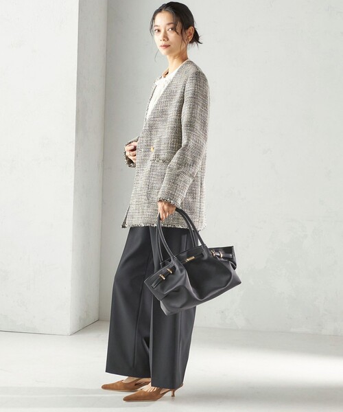 SHIPS(シップス)の「【WEB限定】ポリエステル タック トート バッグ(トートバッグ・レディース・ベージュ/ブラック・ONE SIZE)」の7枚目の写真