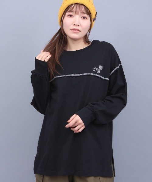 チチカカ（チチカカ）の「ベーシック刺繍ロングTシャツ（Tシャツ/カットソー・レディース・ブラック/ホワイト・FREE）」の2枚目の写真