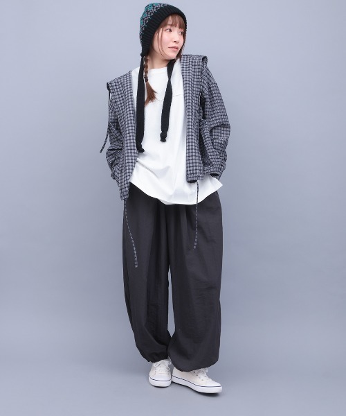 チチカカ（チチカカ）の「ベーシック刺繍ロングTシャツ（Tシャツ/カットソー・レディース・ブラック/ホワイト・FREE）」の3枚目の写真