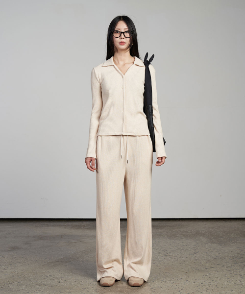 320SHOWROOM（320ショールーム）の「Open collar Ribbed Cardigan Beige（カーディガン/ボレロ・レディース・その他・FREE）」の4枚目の写真