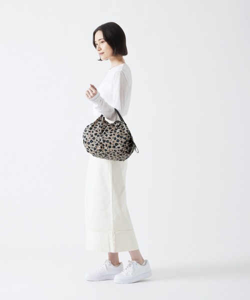 Shupatto（シュパット）の「マーナ(marna) Shupatto コンパクトバッグ S 一気にたためる エコバッグ（エコバッグ/サブバッグ・レディース・ベージュ×ブラック/ネイビー/ブルーグレー/グレー×ピンク・S）」の3枚目の写真