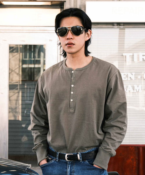VDR（ブイディアール）の「HENLY NECK T-SHIRT [Army Olive]（Tシャツ/カットソー・メンズ・その他・M/L/XL）」の6枚目の写真