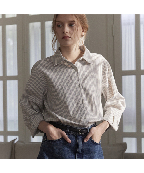 NONLOCAL(ノンローカル)の「Emblem Logo Stripe Shirt - Blue(シャツ/ブラウス・レディース・その他・FREE)」の2枚目の写真