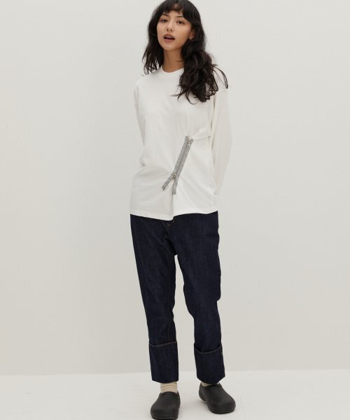 RAVEROUS（レイバーロス）の「ジッパーディテールTシャツホワイト（Tシャツ/カットソー・レディース・その他・1）」の4枚目の写真