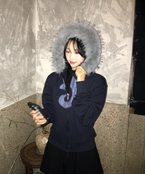 セール】オディフィギX炭酸 フードパーカー (ネイビー)（パーカー