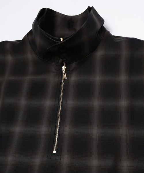 CULLNI(クルニ)の「Ombre Check Half Zip Layerd Collar Pullover(シャツ/ブラウス・メンズ・ブラック/グレー・0/1/2)」の11枚目の写真