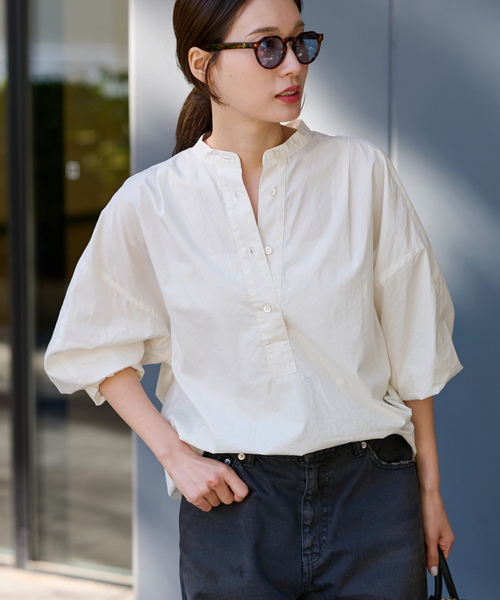 FRAMeWORK(フレームワーク)の「≪追加≫タイプライターコクーンブラウス(シャツ/ブラウス・レディース・ホワイト/ブルー/ブラック・FREE)」の2枚目の写真