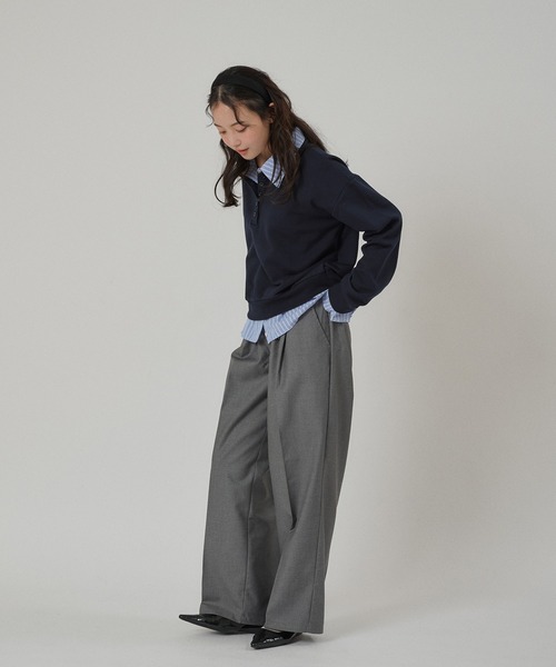 MUHET（ミュエータ）の「covered-button easy slacks pants / クルミボタンイージースラックスパンツ（スラックス・レディース・ベージュ/ネイビー/グレー・SMALL/MEDIUM/LARGE）」の17枚目の写真