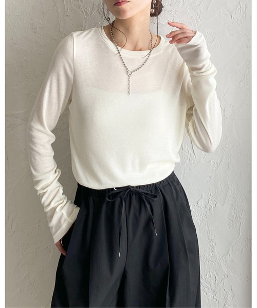 She's Closet（シーズクローゼット）の「クルーネック長袖 シアートップス ロングTシャツ（Tシャツ/カットソー・レディース・ホワイト/ライトグレー/ブラック・FREE）」の4枚目の写真