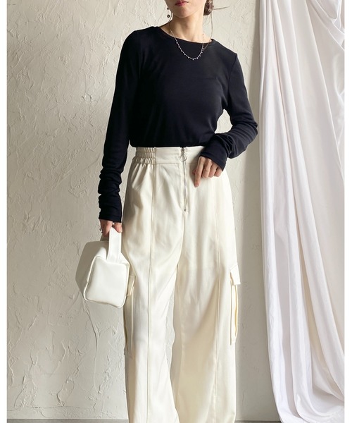 She's Closet（シーズクローゼット）の「クルーネック長袖 シアートップス ロングTシャツ（Tシャツ/カットソー・レディース・ホワイト/ライトグレー/ブラック・FREE）」の8枚目の写真