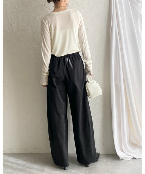 She's Closet（シーズクローゼット）の「クルーネック長袖 シアートップス ロングTシャツ（Tシャツ/カットソー・レディース・ホワイト/ライトグレー/ブラック・FREE）」の16枚目の写真