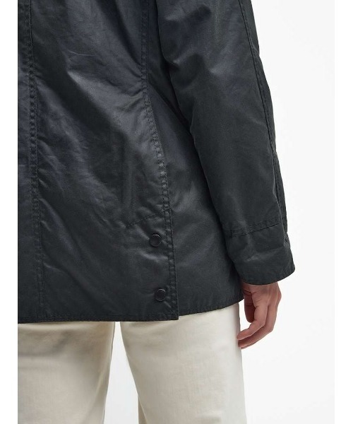 Barbour(バブアー)の「【BEADNELL / ビードネル】ワックス ジャケット(レディース)(テーラードジャケット・レディース・グリーン/ブラック・8/10)」の11枚目の写真