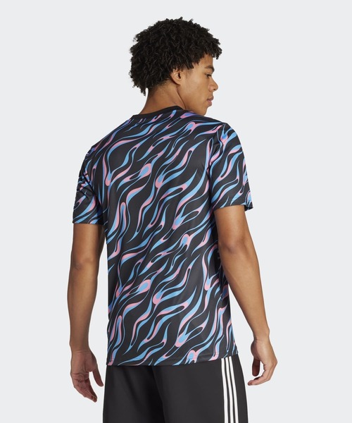 adidas(アディダス)の「半袖 トレーニング ジャージー / アディダス adidas(Tシャツ/カットソー・メンズ・ブラック・XXX-LARGE/XX-LARGE/SMALL/LARGE/MEDIUM/X-LARGE)」の2枚目の写真