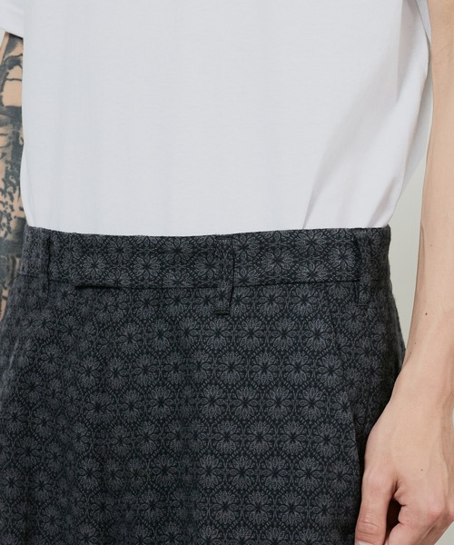 superNova.（スーパーノヴァ）の「superNova. No tuck wide trouser - jacquard / SN-337B 夏服（スラックス・メンズ・ネイビー・M）」の15枚目の写真