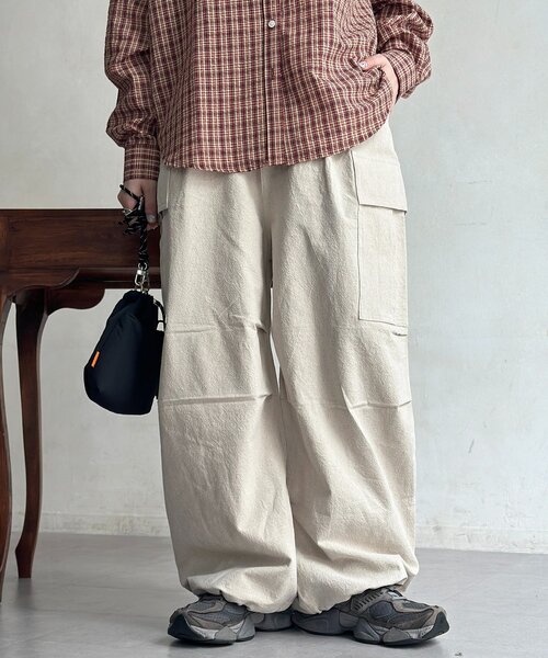 CPCM(シーピーシーエム)の「綿麻イージーカーゴパンツ(その他パンツ・メンズ・ブラック/カーキ/アイボリー・LARGE/MEDIUM)」の2枚目の写真
