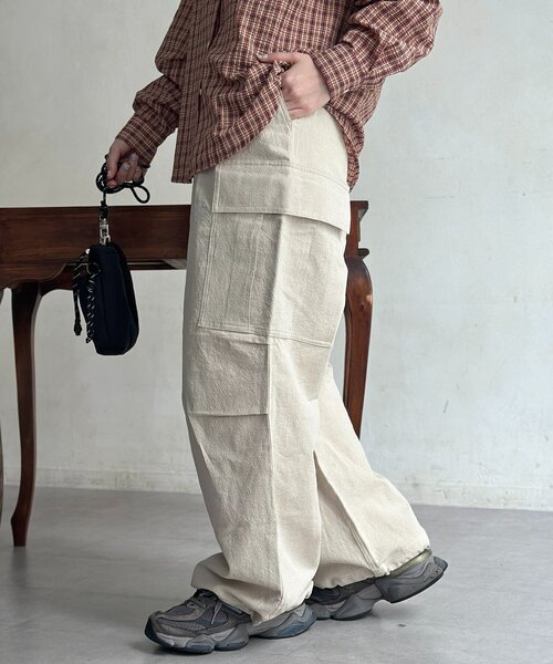 CPCM(シーピーシーエム)の「綿麻イージーカーゴパンツ(その他パンツ・メンズ・ブラック/カーキ/アイボリー・LARGE/MEDIUM)」の6枚目の写真