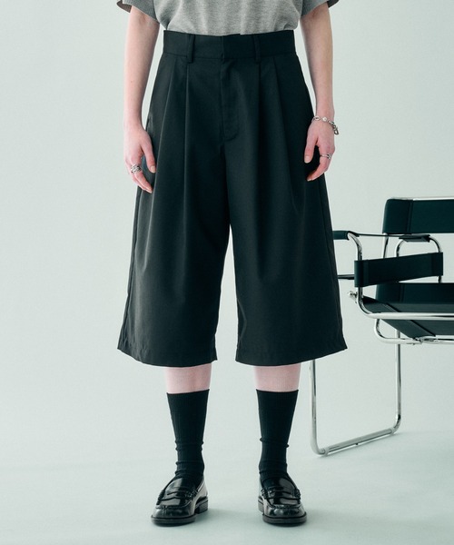 SELLE GLANT(セレグランテ)の「2-TUCK WIDE BAGGY HALF PANTS/2タックワイドバギーハーフパンツ(その他パンツ・メンズ・ブラック系/グレー系/ブラック・LARGE/MEDIUM/SMALL)」の21枚目の写真
