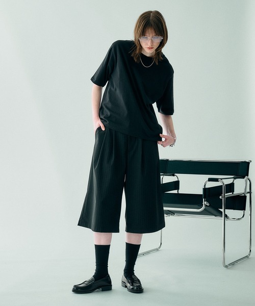 SELLE GLANT(セレグランテ)の「2-TUCK WIDE BAGGY HALF PANTS/2タックワイドバギーハーフパンツ(その他パンツ・メンズ・ブラック系/グレー系/ブラック・LARGE/MEDIUM/SMALL)」の6枚目の写真