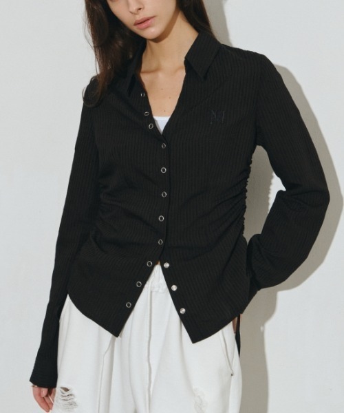 Midnight Move(ミッドナイトムーブ)の「A'GEM/9 × .kom 『MIDNIGHT MOVE/ミッドナイトムーブ』tt shirt/シャーリング シャツ(シャツ/ブラウス・レディース・ホワイト/ブラック・FREE)」の2枚目の写真