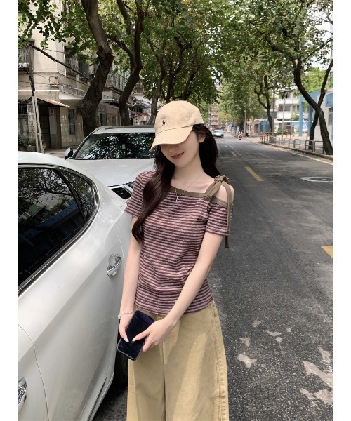 ARCHIVER(アーカイバ)の「【Lp】ボーダーワンショルダーTシャツ(Tシャツ/カットソー・レディース・パープル・LARGE/SMALL/MEDIUM)」の6枚目の写真