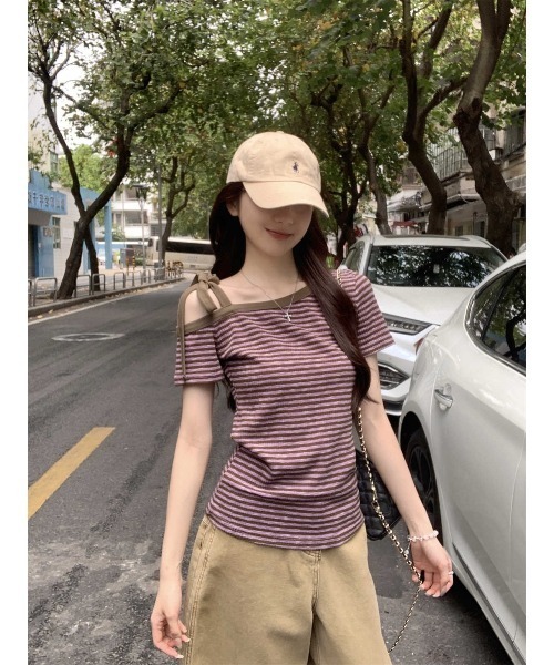 ARCHIVER(アーカイバ)の「【Lp】ボーダーワンショルダーTシャツ(Tシャツ/カットソー・レディース・パープル・LARGE/SMALL/MEDIUM)」の8枚目の写真