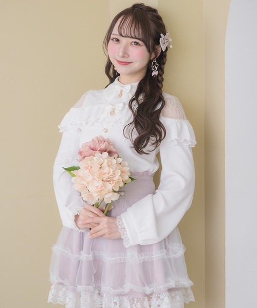 ROJITA(ロジータ)の「ダブルリボンレース切替カットトップス(Tシャツ/カットソー・レディース・ピンクベージュ/ブラック/ホワイト・FREE)」の4枚目の写真