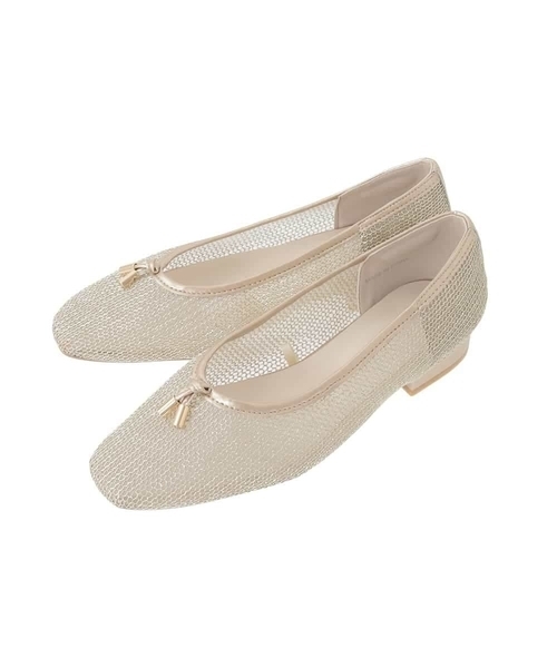 a.v.v(アーヴェヴェ)の「メッシュパンプス(パンプス・レディース・ブラック/ゴールド・23.5/24.5)」の3枚目の写真