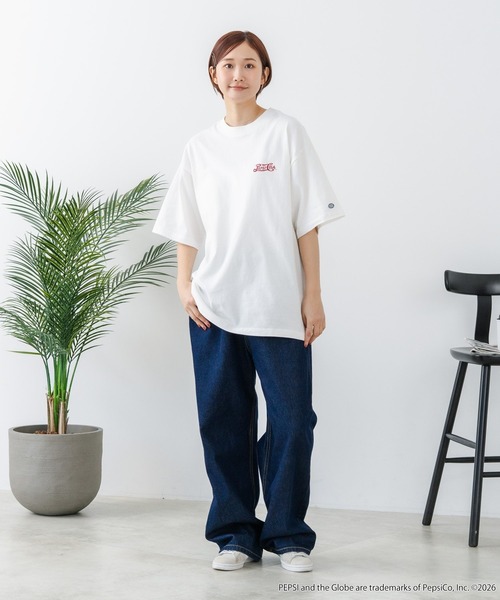 DISCUS(ディスカス)の「【DISCUS/ディスカス】【選べる丈感・PEPSI】DISCUS×ペプシ コラボTシャツ クロップド短丈・ルーズシルエット(Tシャツ/カットソー・レディース・ホワイト系その他/ホワイト系その他2・LARGE/MEDIUM)」の6枚目の写真