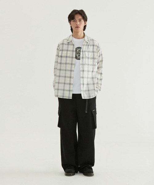 COVERNAT(カバーナット)の「OMBRE CHECK SHIRT(ポロシャツ・メンズ・ネイビー/アイボリー・X-LARGE/LARGE/MEDIUM/SMALL)」の3枚目の写真