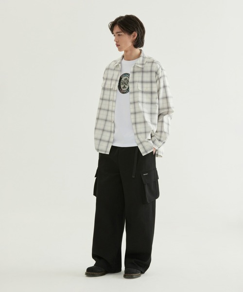 COVERNAT(カバーナット)の「OMBRE CHECK SHIRT(ポロシャツ・メンズ・ネイビー/アイボリー・X-LARGE/LARGE/MEDIUM/SMALL)」の4枚目の写真