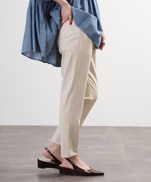 EGLANTINE(エグランティーヌ)の「EGLANTINE ストレッチテーパードパンツ(その他パンツ・レディース・ブラック/ライトベージュ/ライトグレー/キャメル・38)」の22枚目の写真