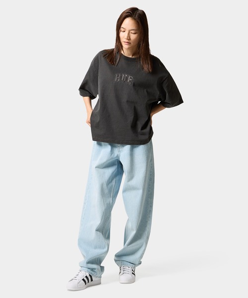 HUF(ハフ)の「CLASSIC ARCH WIDE CREW(Tシャツ/カットソー・メンズ・オフホワイト/イエロー/ブラック・S/XL/M/L)」の16枚目の写真
