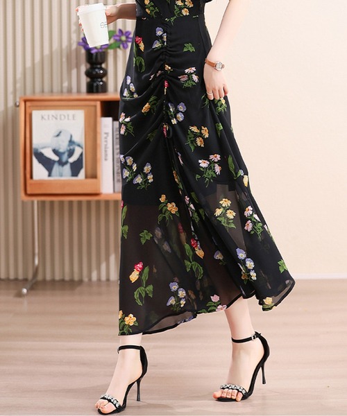 CHUL(チュル)の「フラワープリントシアーワンピース(ワンピース・レディース・ブラック・XX-LARGE/X-LARGE/LARGE/MEDIUM)」の4枚目の写真