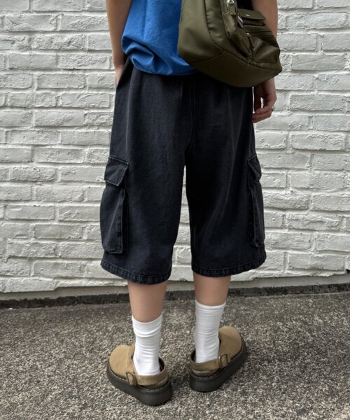 CIAOPANIC TYPY（チャオパニックティピー）の「【UNISEX】デニムハーフカーゴパンツ（その他パンツ・レディース・ブラック/サックスブルー・LARGE/MEDIUM）」の16枚目の写真