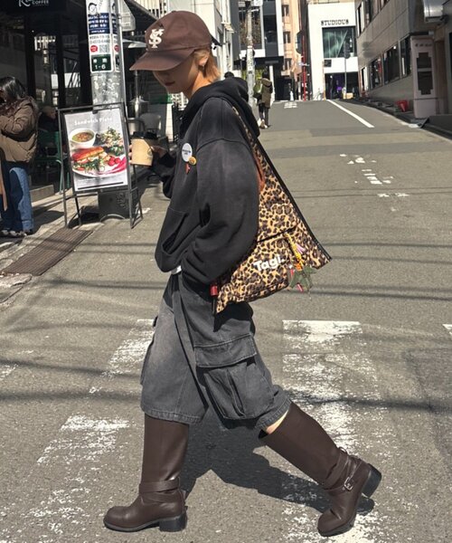 CIAOPANIC TYPY（チャオパニックティピー）の「【UNISEX】デニムハーフカーゴパンツ（その他パンツ・レディース・ブラック/サックスブルー・LARGE/MEDIUM）」の22枚目の写真