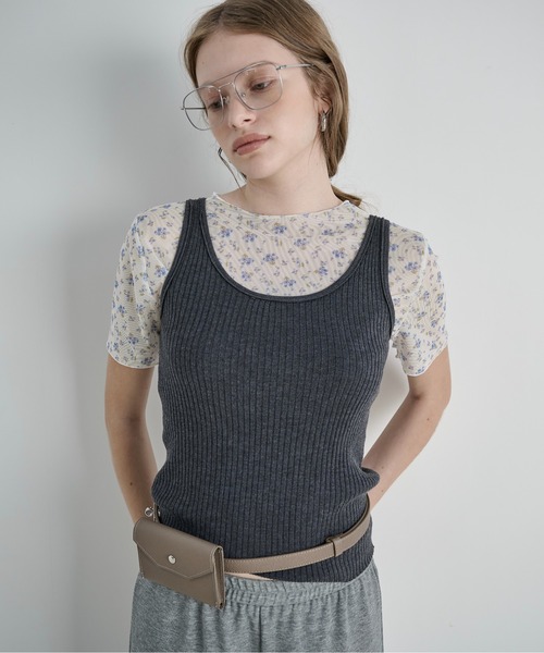 LOSCa(ロスカ)の「フラワープリントシアーTシャツ(Tシャツ/カットソー・レディース・ブラック/アイボリー・FREE)」の16枚目の写真