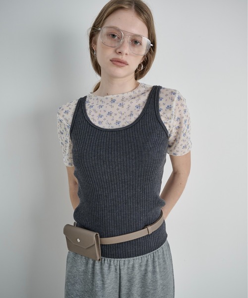 LOSCa(ロスカ)の「フラワープリントシアーTシャツ(Tシャツ/カットソー・レディース・ブラック/アイボリー・FREE)」の15枚目の写真