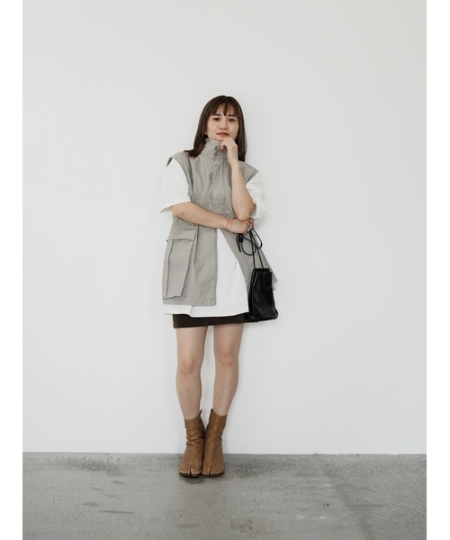 Katrin TOKYO(カトリーントーキョー)の「stand collar vest(ベスト・レディース・グリーン/グレー系/チャコールグレー・XS/FREE)」の8枚目の写真