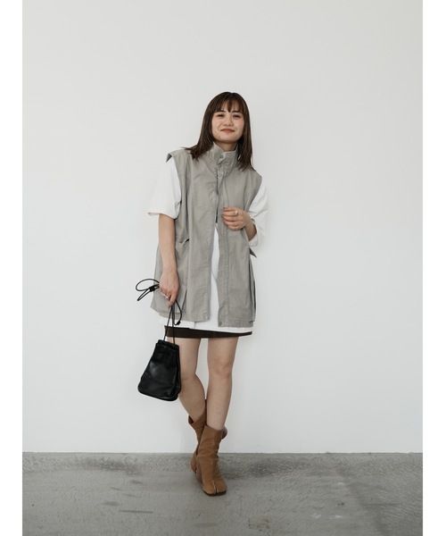 Katrin TOKYO(カトリーントーキョー)の「stand collar vest(ベスト・レディース・グリーン/グレー系/チャコールグレー・XS/FREE)」の9枚目の写真
