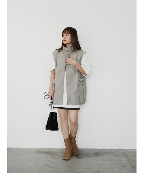 Katrin TOKYO(カトリーントーキョー)の「stand collar vest(ベスト・レディース・グリーン/グレー系/チャコールグレー・XS/FREE)」の12枚目の写真