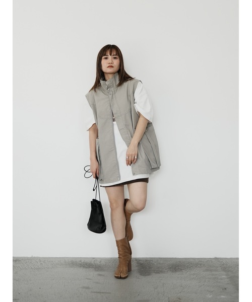 Katrin TOKYO(カトリーントーキョー)の「stand collar vest(ベスト・レディース・グリーン/グレー系/チャコールグレー・XS/FREE)」の13枚目の写真