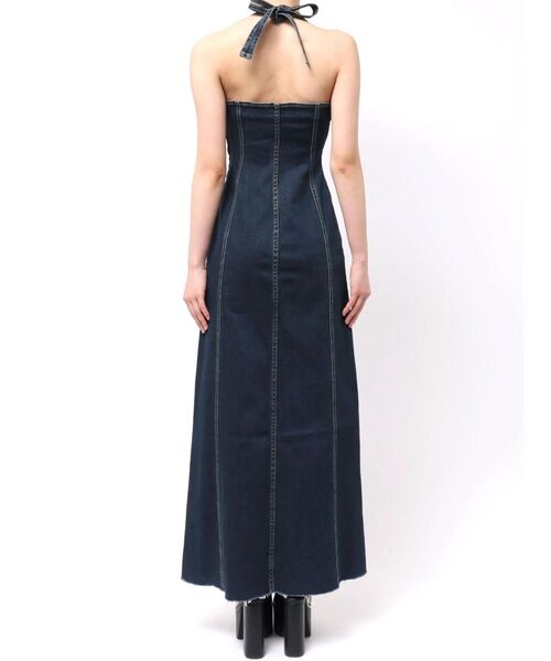 EVRIS(エヴリス)の「ホルターネックデニムロングワンピース 夏服(ワンピース・レディース・ホワイト/ブルー/インディゴブルー・MEDIUM/SMALL)」の15枚目の写真