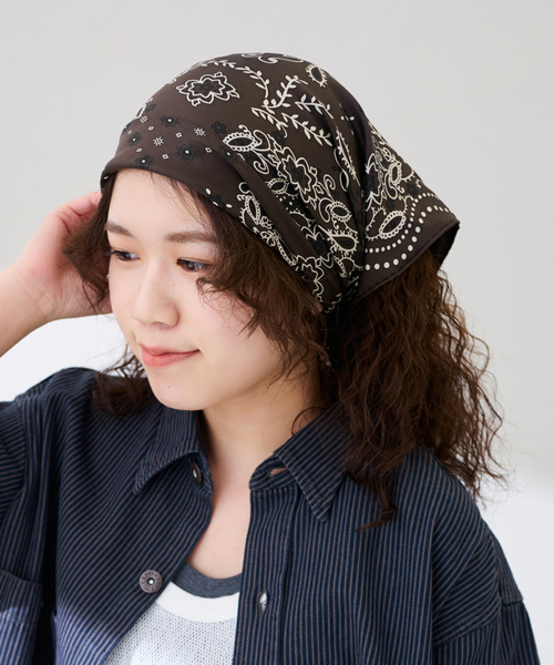 manipuri マニプリ　カレイドバンダナ　シルクスカーフ 65 ブラウン manipuri/マニプリ シルク65 KALEIDO BANDANA(ブラウン)（バンダナ
