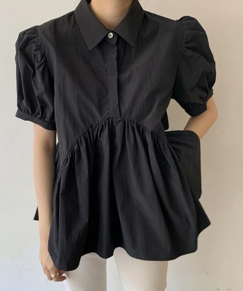 mielu(ミエル)の「パフスリーブチュニック(シャツ/ブラウス・レディース・ホワイト/ブラック・LARGE/MEDIUM)」の4枚目の写真