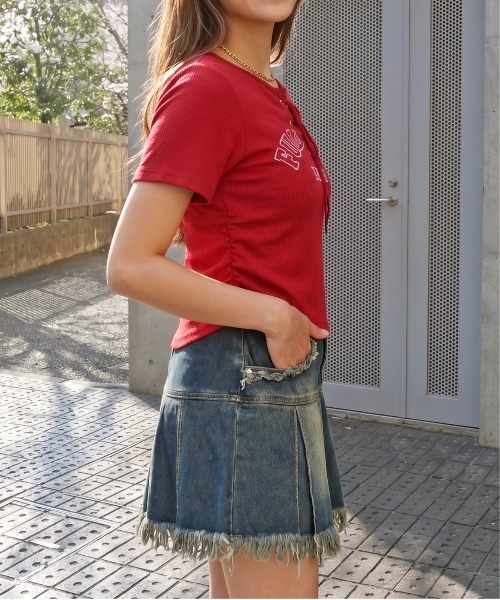 FUN(ファン)の「レースアップロゴカットソー(Tシャツ/カットソー・レディース・オフホワイト/ネイビー/レッド/ブラック・FREE)」の5枚目の写真