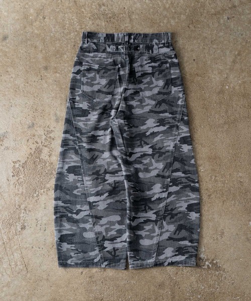 ADAMASTE(アダマスト)の「Vintage Like Camouflage Wide Pants - ヴィンテージライクカモフラージュワイドパンツ(デニムパンツ・メンズ・カーキ/ブラック・SMALL/MEDIUM/LARGE)」の13枚目の写真